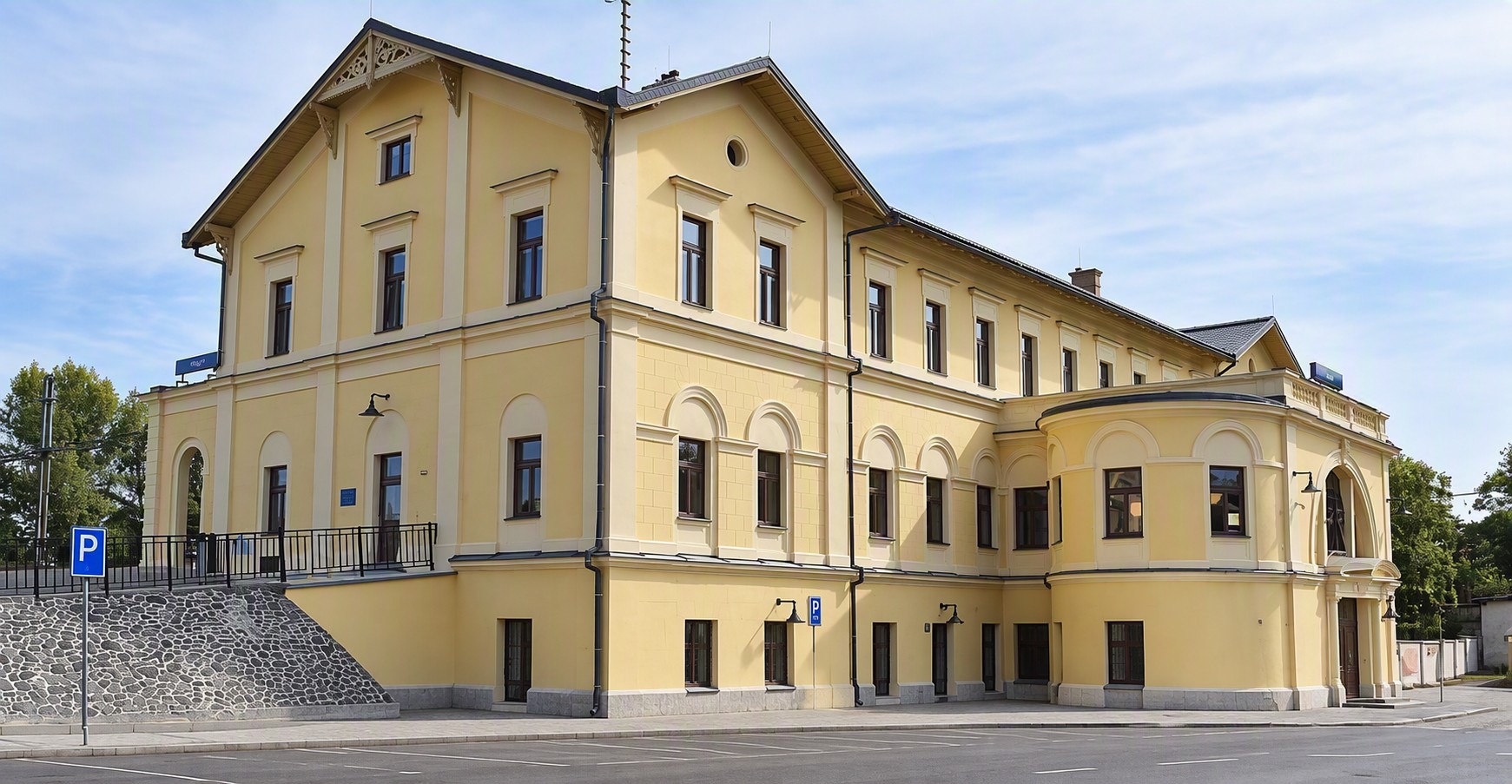 Pronájem bytu v žst. Žatec, 3+1, 118,01 m²
